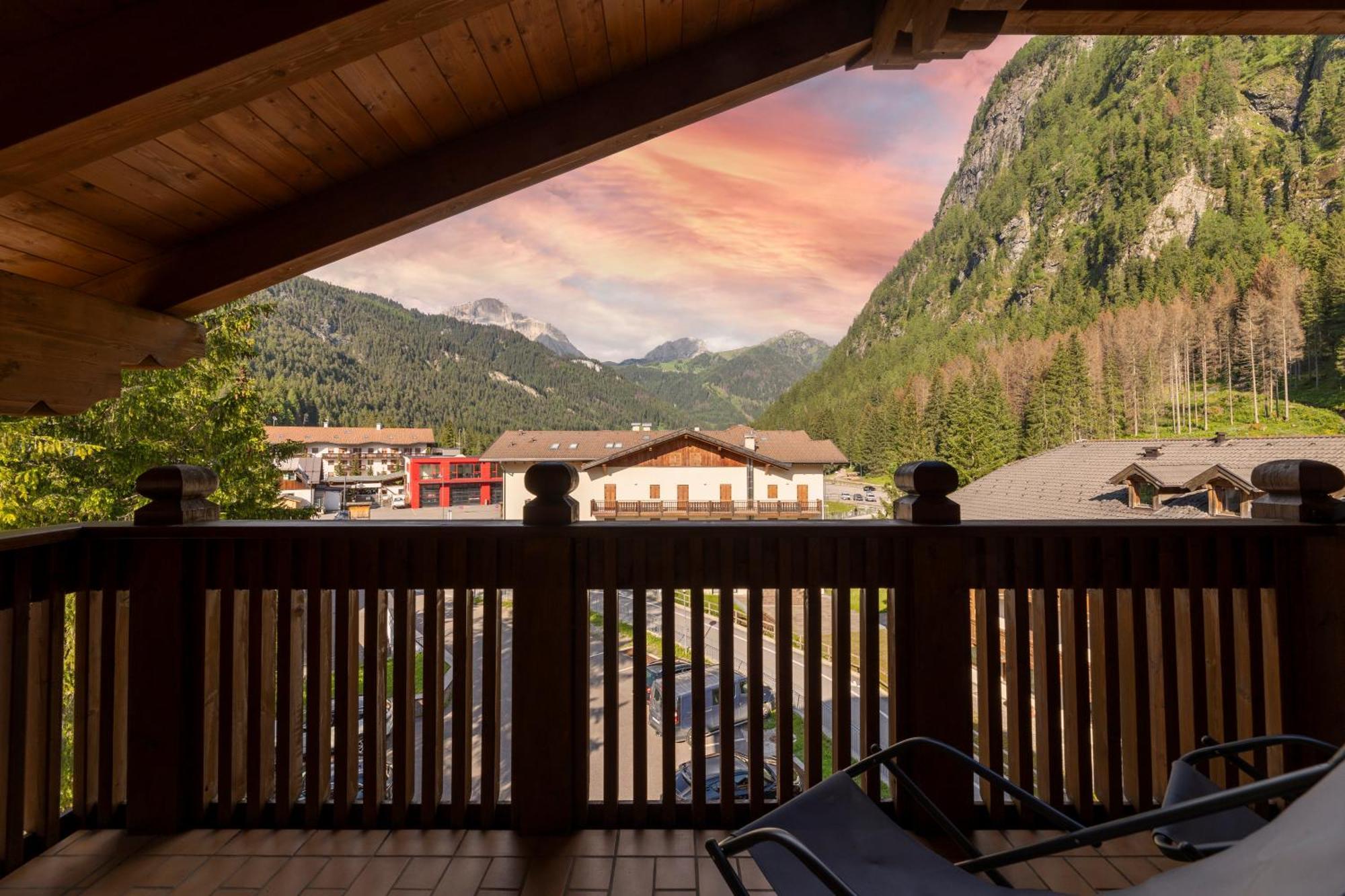 Hotel Ramon Campitello di Fassa Εξωτερικό φωτογραφία